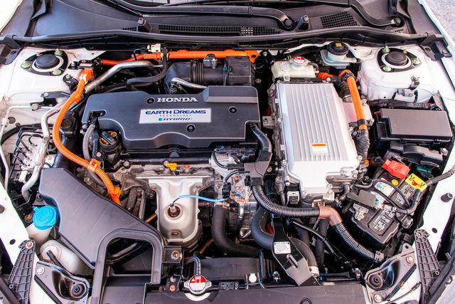 2015 Honda Accord Hybrid EX-L | Van Nuys, CA | Stellar Auto INC. 2015 Honda Accord Hybrid EX-L | Van Nuys, CA | Stellar Auto INC.