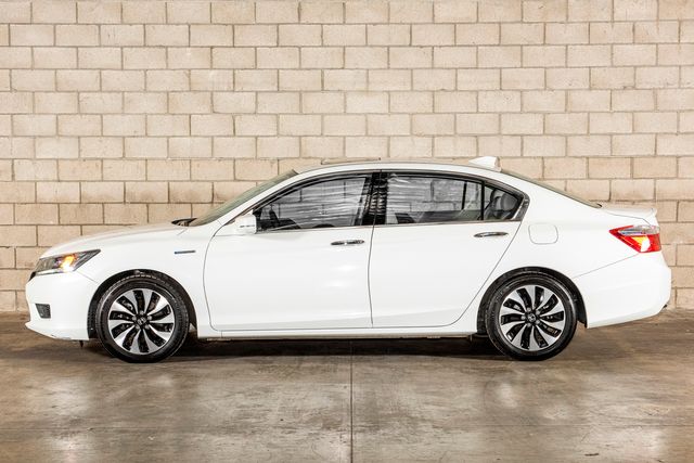 2015 Honda Accord Hybrid EX-L | Van Nuys, CA | Stellar Auto INC. 2015 Honda Accord Hybrid EX-L | Van Nuys, CA | Stellar Auto INC.