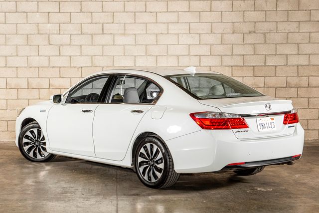 2015 Honda Accord Hybrid EX-L | Van Nuys, CA | Stellar Auto INC. 2015 Honda Accord Hybrid EX-L | Van Nuys, CA | Stellar Auto INC.