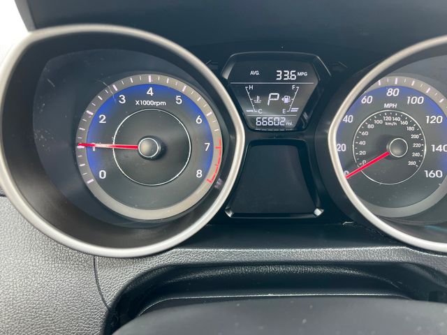 2015 Hyundai ELANTRA Limited