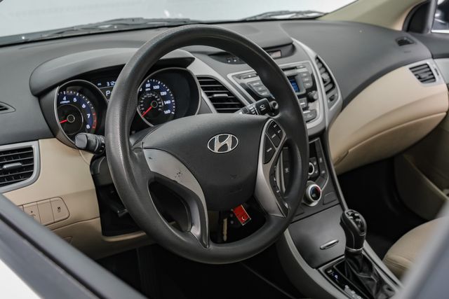2015 Hyundai ELANTRA SE OneOwner PearlWhite | Dallas, TX | Stevens Motor Company LLC 2015 Hyundai ELANTRA SE OneOwner PearlWhite | Dallas, TX | Stevens Motor Company LLC