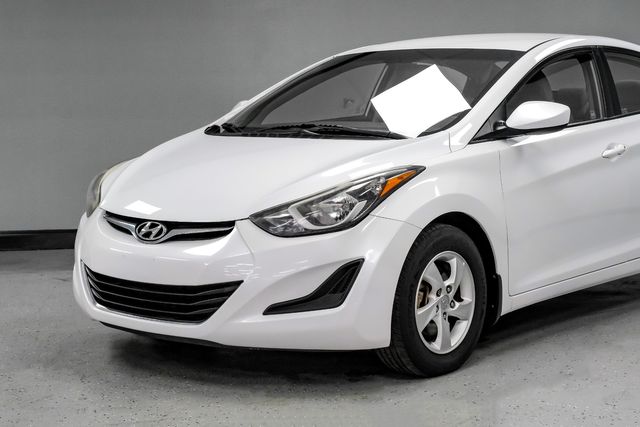 2015 Hyundai ELANTRA SE OneOwner PearlWhite | Dallas, TX | Stevens Motor Company LLC