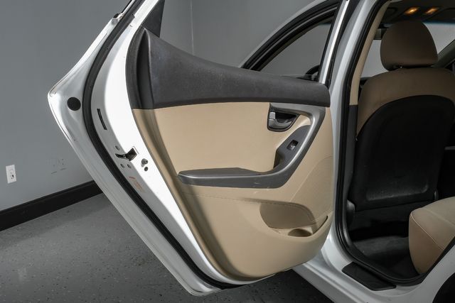 2015 Hyundai ELANTRA SE OneOwner PearlWhite | Dallas, TX | Stevens Motor Company LLC 2015 Hyundai ELANTRA SE OneOwner PearlWhite | Dallas, TX | Stevens Motor Company LLC
