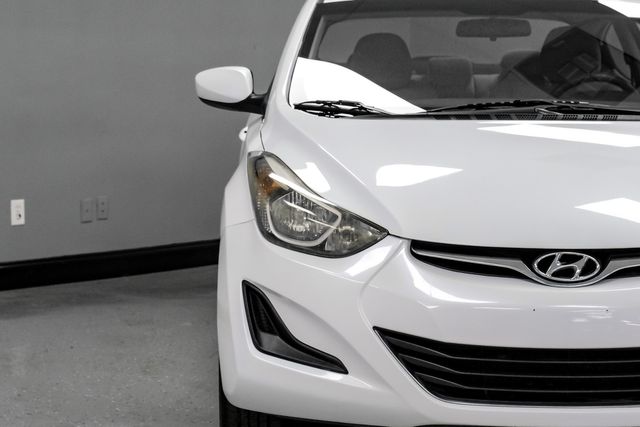 2015 Hyundai ELANTRA SE OneOwner PearlWhite | Dallas, TX | Stevens Motor Company LLC 2015 Hyundai ELANTRA SE OneOwner PearlWhite | Dallas, TX | Stevens Motor Company LLC