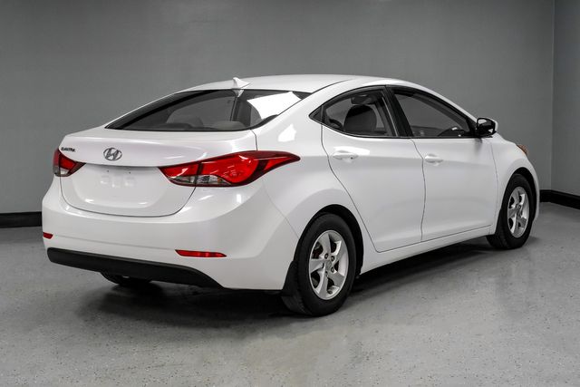2015 Hyundai ELANTRA SE OneOwner PearlWhite | Dallas, TX | Stevens Motor Company LLC