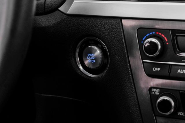 2015 Hyundai Genesis 3.8L SignaturePkg PanoRoof CooledSeats | Dallas, TX | Stevens Motor Company LLC 2015 Hyundai Genesis 3.8L SignaturePkg PanoRoof CooledSeats | Dallas, TX | Stevens Motor Company LLC