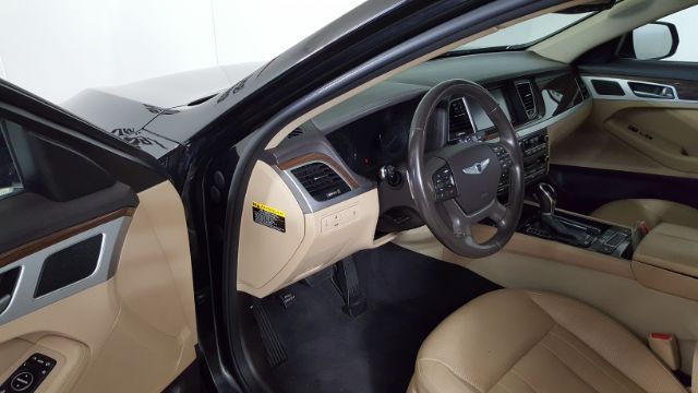 2015 Hyundai Genesis 3.8L | Garland, TX | Legend Motorcars Feed Account 2015 Hyundai Genesis 3.8L | Garland, TX | Legend Motorcars Feed Account