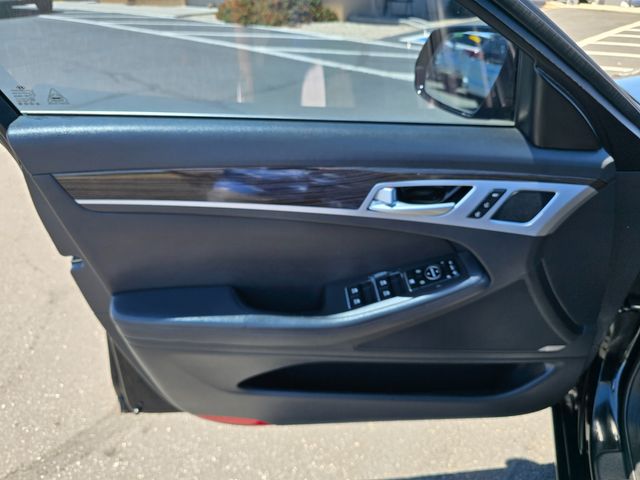 2015 Hyundai Genesis 3.8L