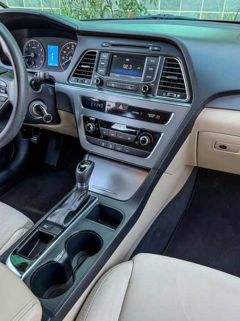 2015 Hyundai SONATA SE | Agoura Hills, CA | SoCal Auto Group 2015 Hyundai SONATA SE | Agoura Hills, CA | SoCal Auto Group