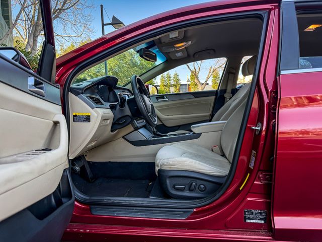 2015 Hyundai SONATA SE | Agoura Hills, CA | SoCal Auto Group 2015 Hyundai SONATA SE | Agoura Hills, CA | SoCal Auto Group