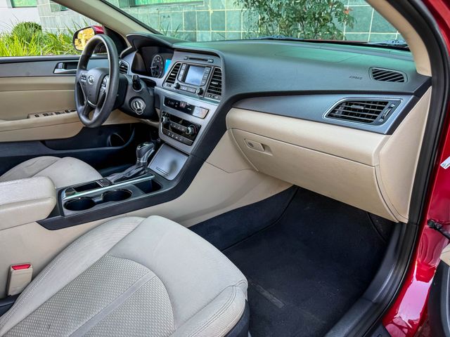 2015 Hyundai SONATA SE | Agoura Hills, CA | SoCal Auto Group 2015 Hyundai SONATA SE | Agoura Hills, CA | SoCal Auto Group