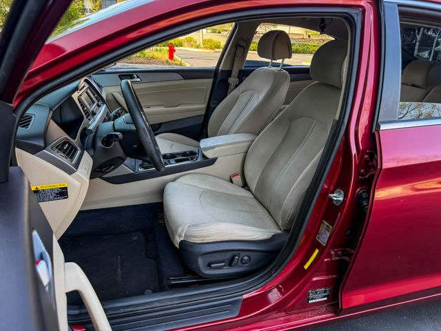 2015 Hyundai SONATA SE | Agoura Hills, CA | SoCal Auto Group