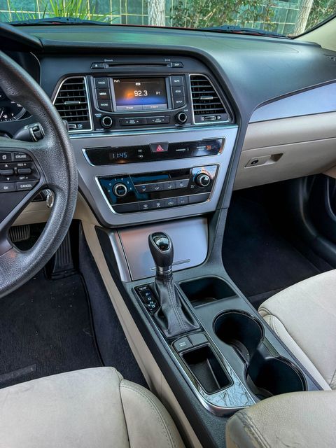 2015 Hyundai SONATA SE | Agoura Hills, CA | SoCal Auto Group 2015 Hyundai SONATA SE | Agoura Hills, CA | SoCal Auto Group