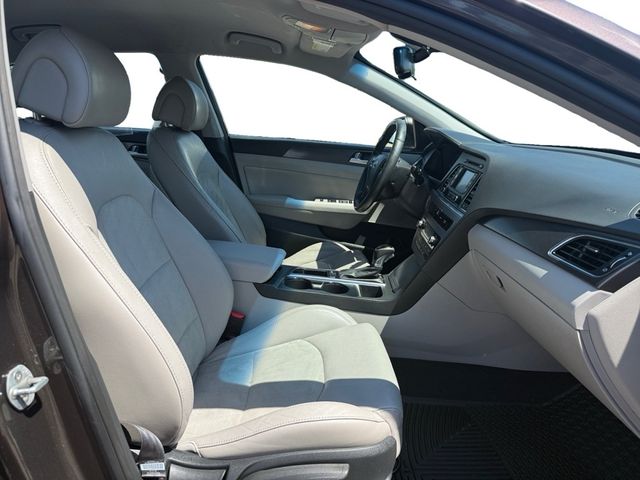 2015 Hyundai SONATA SPORT We Finance | Canton, Ohio | Ohio Auto Warehouse LLC 2015 Hyundai SONATA SPORT We Finance | Canton, Ohio | Ohio Auto Warehouse LLC
