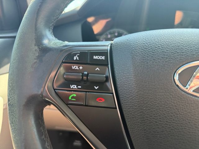 2015 Hyundai SONATA SPORT We Finance | Canton, Ohio | Ohio Auto Warehouse LLC 2015 Hyundai SONATA SPORT We Finance | Canton, Ohio | Ohio Auto Warehouse LLC