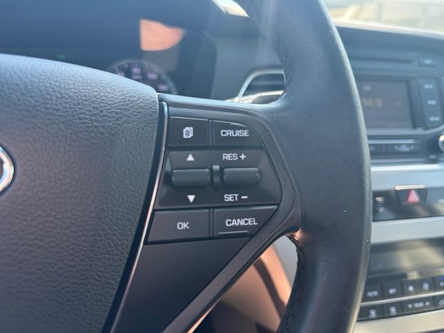 2015 Hyundai SONATA SPORT We Finance | Canton, Ohio | Ohio Auto Warehouse LLC 2015 Hyundai SONATA SPORT We Finance | Canton, Ohio | Ohio Auto Warehouse LLC