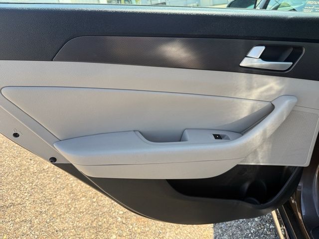 2015 Hyundai SONATA SPORT We Finance | Canton, Ohio | Ohio Auto Warehouse LLC