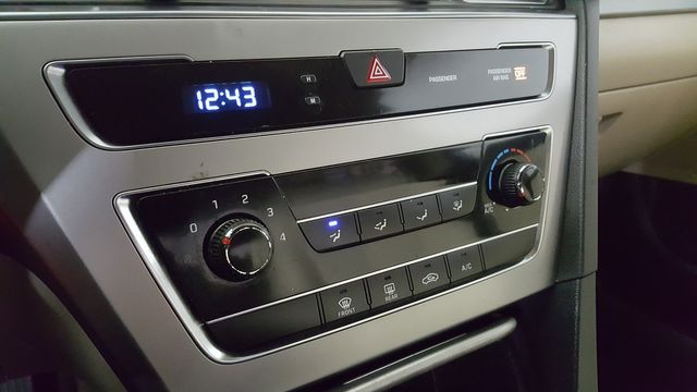 2015 Hyundai SONATA Eco | Carrollton, TX | Legend Motorcars of Carrollton 2015 Hyundai SONATA Eco | Carrollton, TX | Legend Motorcars of Carrollton