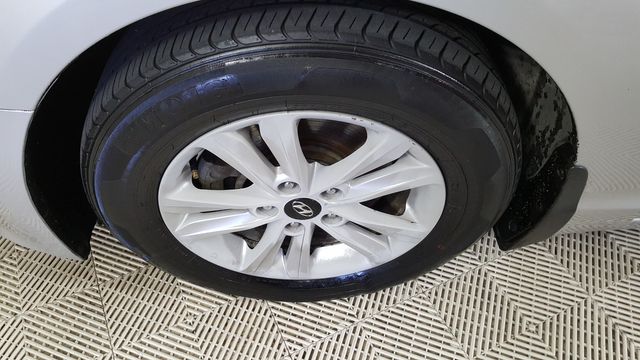 2015 Hyundai SONATA SE | Carrollton, TX | Legend Motorcars of Carrollton 2015 Hyundai SONATA SE | Carrollton, TX | Legend Motorcars of Carrollton