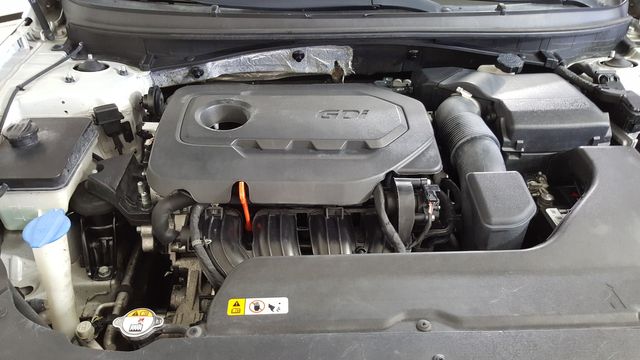 2015 Hyundai SONATA SE | Carrollton, TX | Legend Motorcars of Carrollton