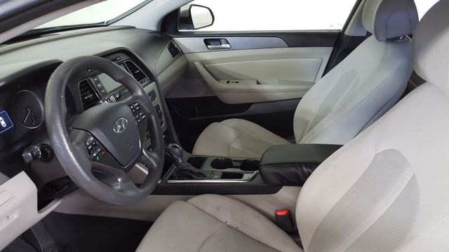 2015 Hyundai SONATA SE | Carrollton, TX | Legend Motorcars of Carrollton 2015 Hyundai SONATA SE | Carrollton, TX | Legend Motorcars of Carrollton
