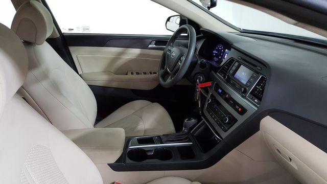 2015 Hyundai SONATA Sport | Carrollton, TX | Legend Motorcars of Carrollton