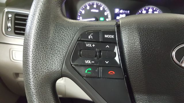 2015 Hyundai SONATA Sport | Carrollton, TX | Legend Motorcars of Carrollton