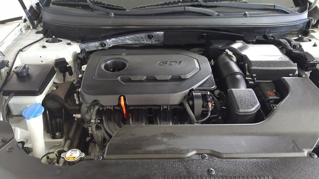 2015 Hyundai SONATA Sport | Carrollton, TX | Legend Motorcars of Carrollton