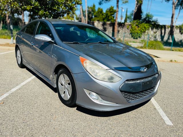 2015 Hyundai SONATA Hybrid Base | Reseda, CA | Angeles Auto Alliance