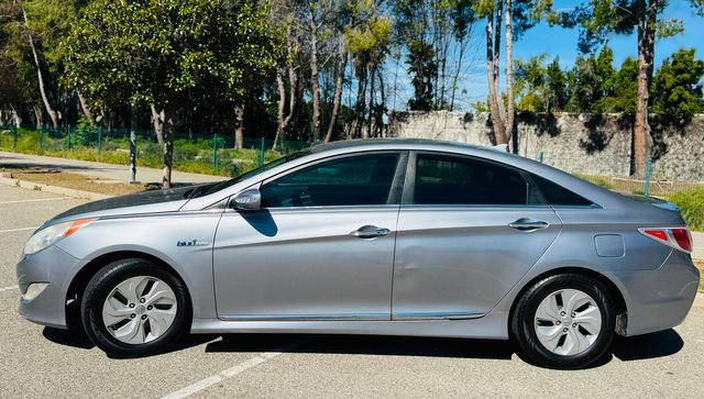 2015 Hyundai SONATA Hybrid Base 2015 Hyundai SONATA Hybrid Base