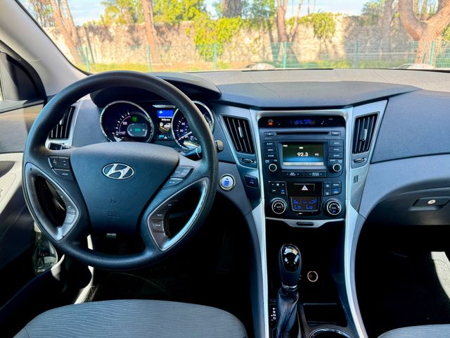 2015 Hyundai SONATA Hybrid Base