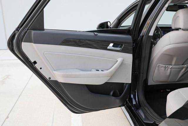 2015 Hyundai SONATA Sport | Mesquite, TX | Texas Autos Direct