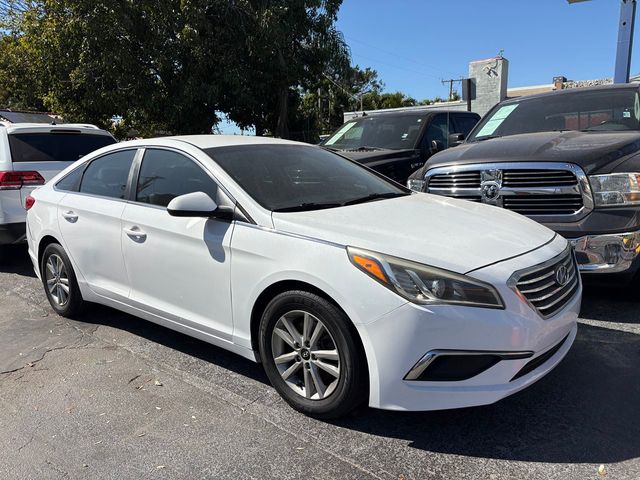 2015 Hyundai SONATA SE