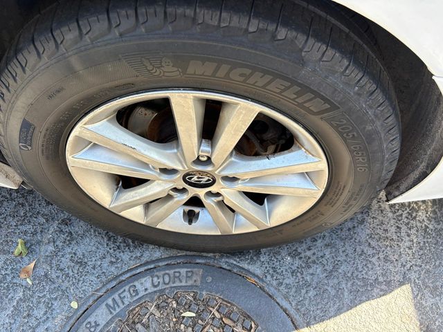 2015 Hyundai SONATA SE