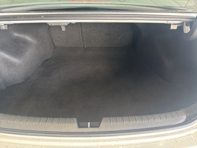 2015 Hyundai SONATA Sport 2.0T | Rome, GA | Knight's Car Store 2015 Hyundai SONATA Sport 2.0T | Rome, GA | Knight's Car Store