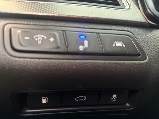 2015 Hyundai SONATA Sport 2.0T | Rome, GA | Knight's Car Store 2015 Hyundai SONATA Sport 2.0T | Rome, GA | Knight's Car Store