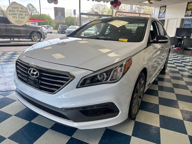 2015 Hyundai SONATA Sport 2.0T | Rome, GA | Knight's Car Store 2015 Hyundai SONATA Sport 2.0T | Rome, GA | Knight's Car Store