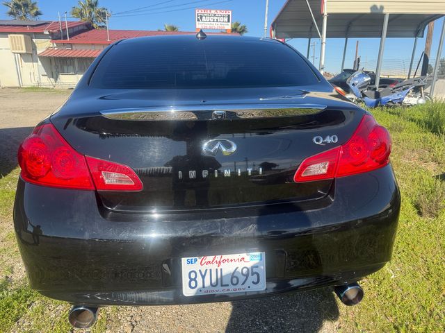 2015 INFINITI Q40 Base