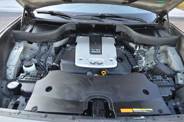 2015 Infiniti QX70 Base | Louisville, MS | CARite Louisville MS