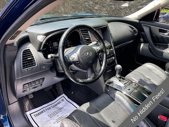 2015 INFINITI QX70