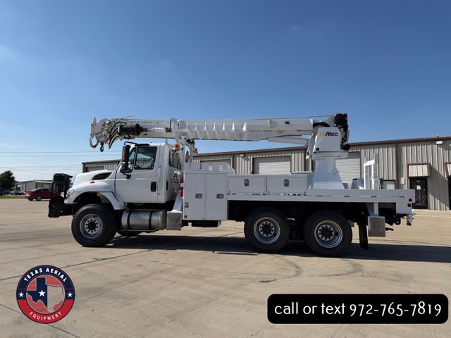 2015 International 7400 Digger Derrick