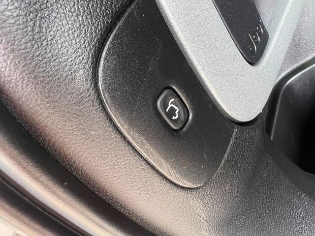 2015 Jeep Cherokee 4x4 Altitude