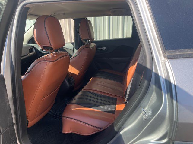 2015 Jeep Cherokee Sport