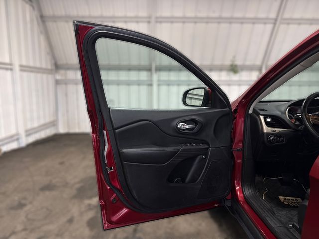 2015 Jeep CHEROKEE LIMITED | Houston, TX | Texas Star Motors