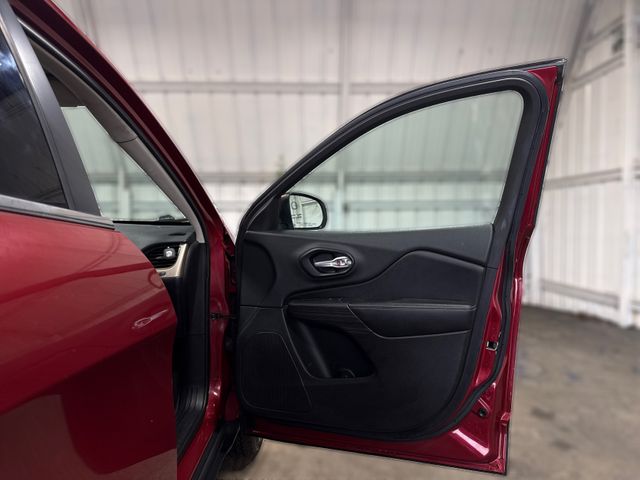 2015 Jeep CHEROKEE LIMITED | Houston, TX | Texas Star Motors