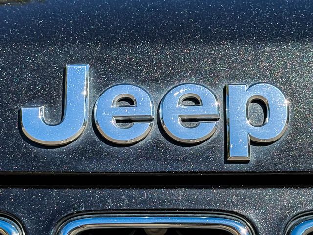 2015 Jeep Grand Cherokee Overland 4WD - Diesel | Agoura Hills, CA | SoCal Auto Group 2015 Jeep Grand Cherokee Overland 4WD - Diesel | Agoura Hills, CA | SoCal Auto Group