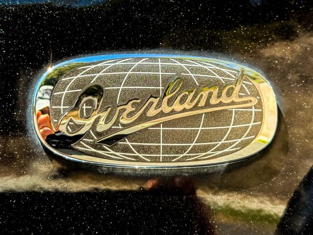 2015 Jeep Grand Cherokee Overland 4WD - Diesel | Agoura Hills, CA | SoCal Auto Group 2015 Jeep Grand Cherokee Overland 4WD - Diesel | Agoura Hills, CA | SoCal Auto Group