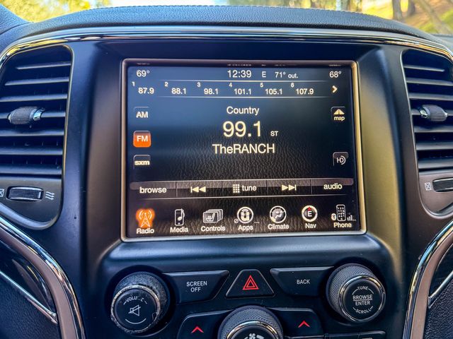 2015 Jeep Grand Cherokee Overland 4WD - Diesel | Agoura Hills, CA | SoCal Auto Group 2015 Jeep Grand Cherokee Overland 4WD - Diesel | Agoura Hills, CA | SoCal Auto Group