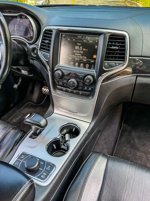 2015 Jeep Grand Cherokee High Altitude | Agoura Hills, CA | SoCal Auto Group 2015 Jeep Grand Cherokee High Altitude | Agoura Hills, CA | SoCal Auto Group