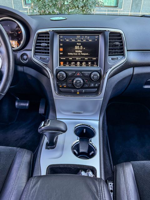 2015 Jeep Grand Cherokee Altitude | Agoura Hills, CA | SoCal Auto Group 2015 Jeep Grand Cherokee Altitude | Agoura Hills, CA | SoCal Auto Group